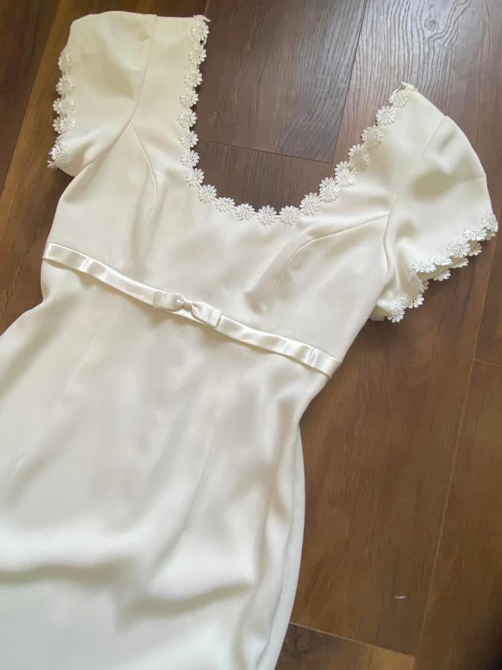 Cream short sleeve wedding dress uk 16/18