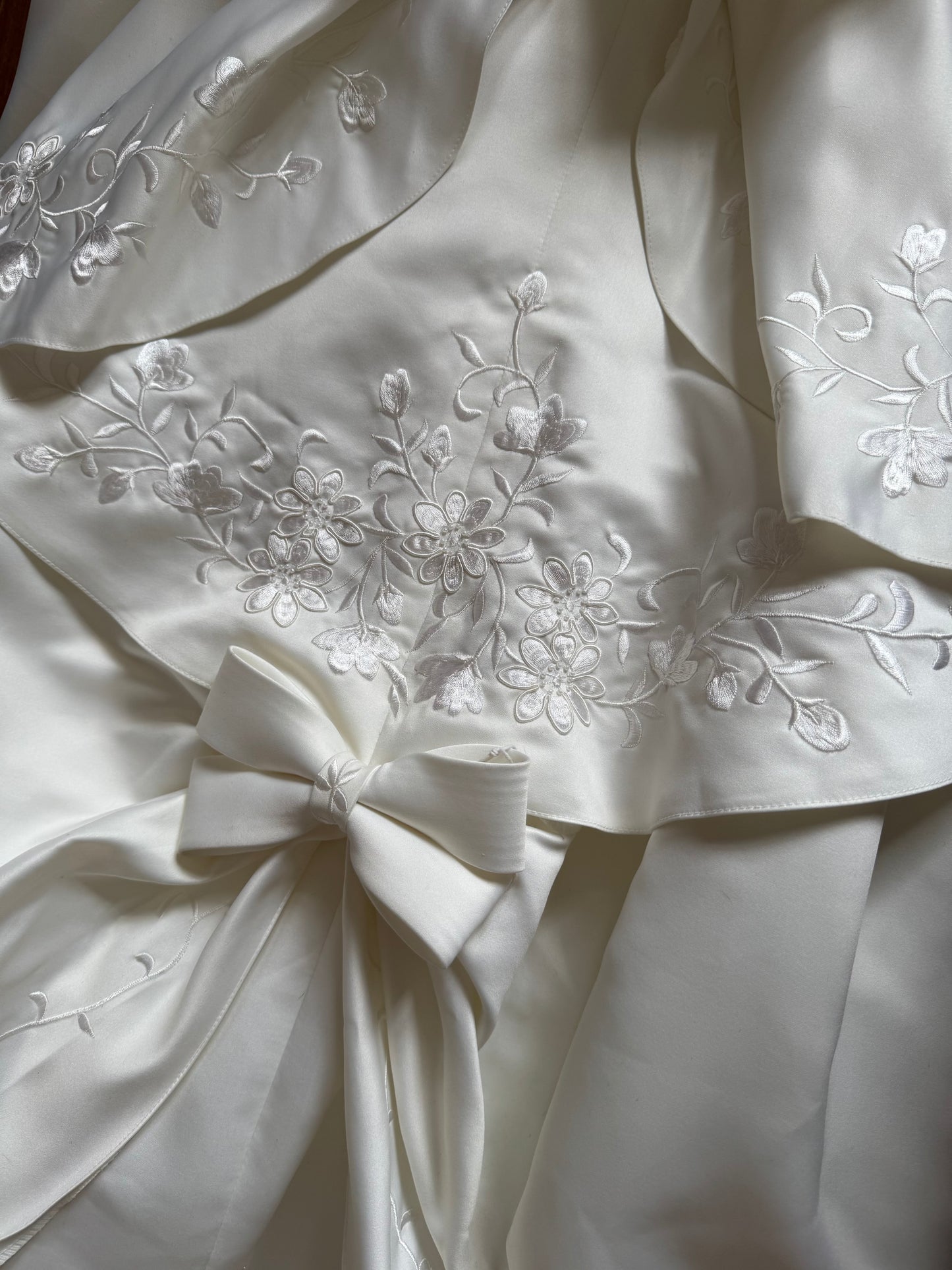 Ivory off shoulder fit & flare wedding dress uk 12