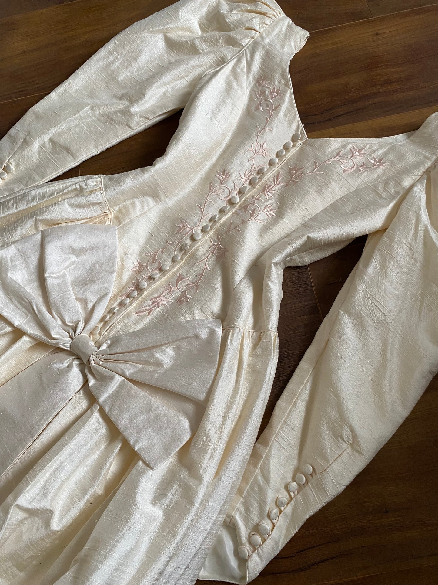 Ivory 80s 100% silk long sleeve wedding dress uk 10