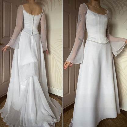 Vintage white long sleeve wedding gown UK 8