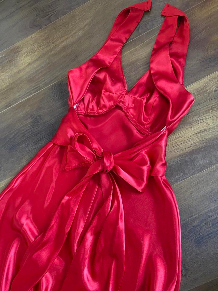 Niki Livas petite red satin prom dress uk 8