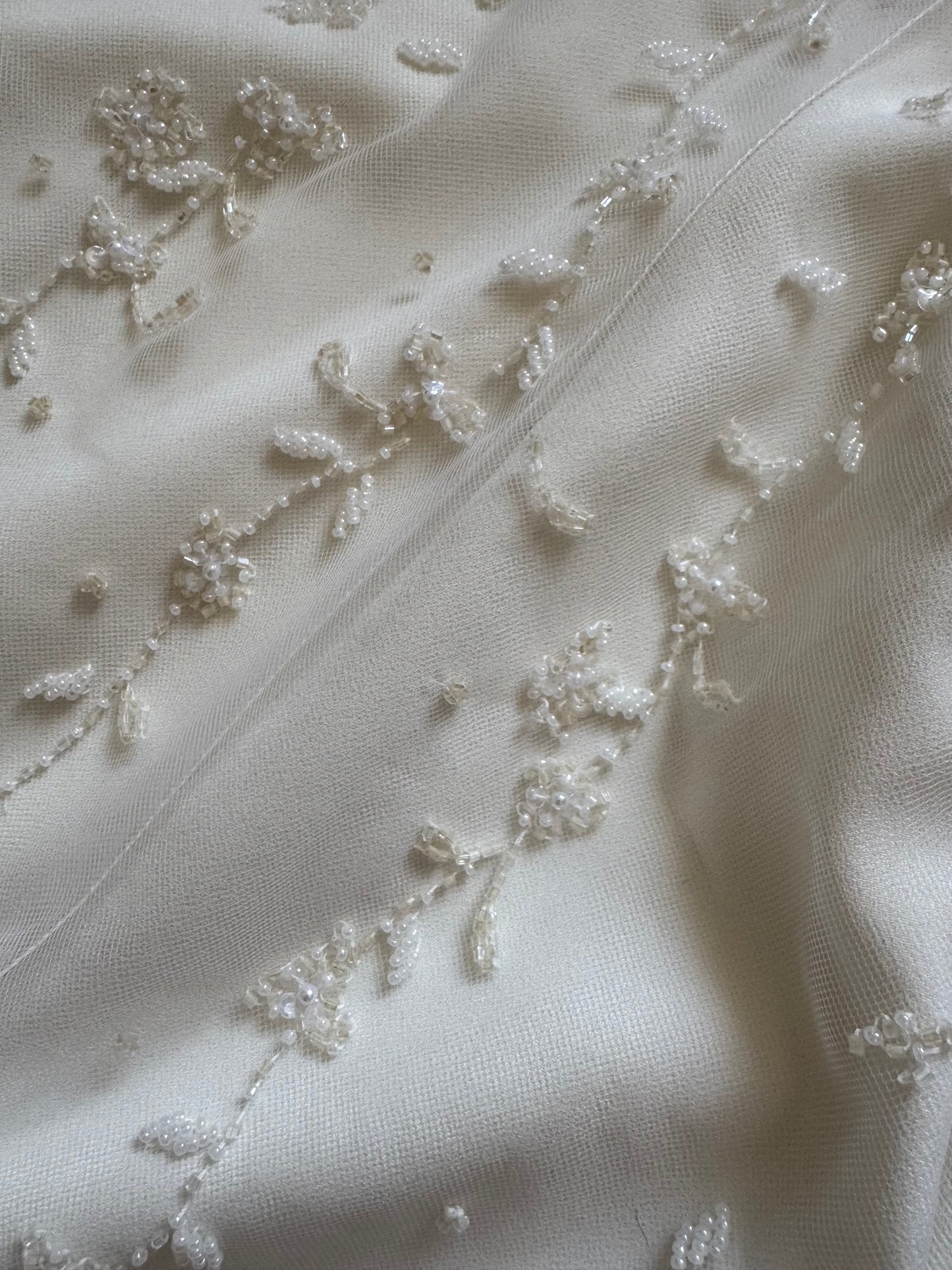 Ivory beaded wedding dress uk 10-12