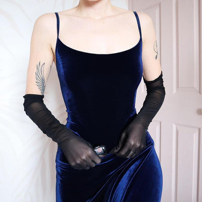 Gina Bacconi blue velvet evening gown UK 14-16