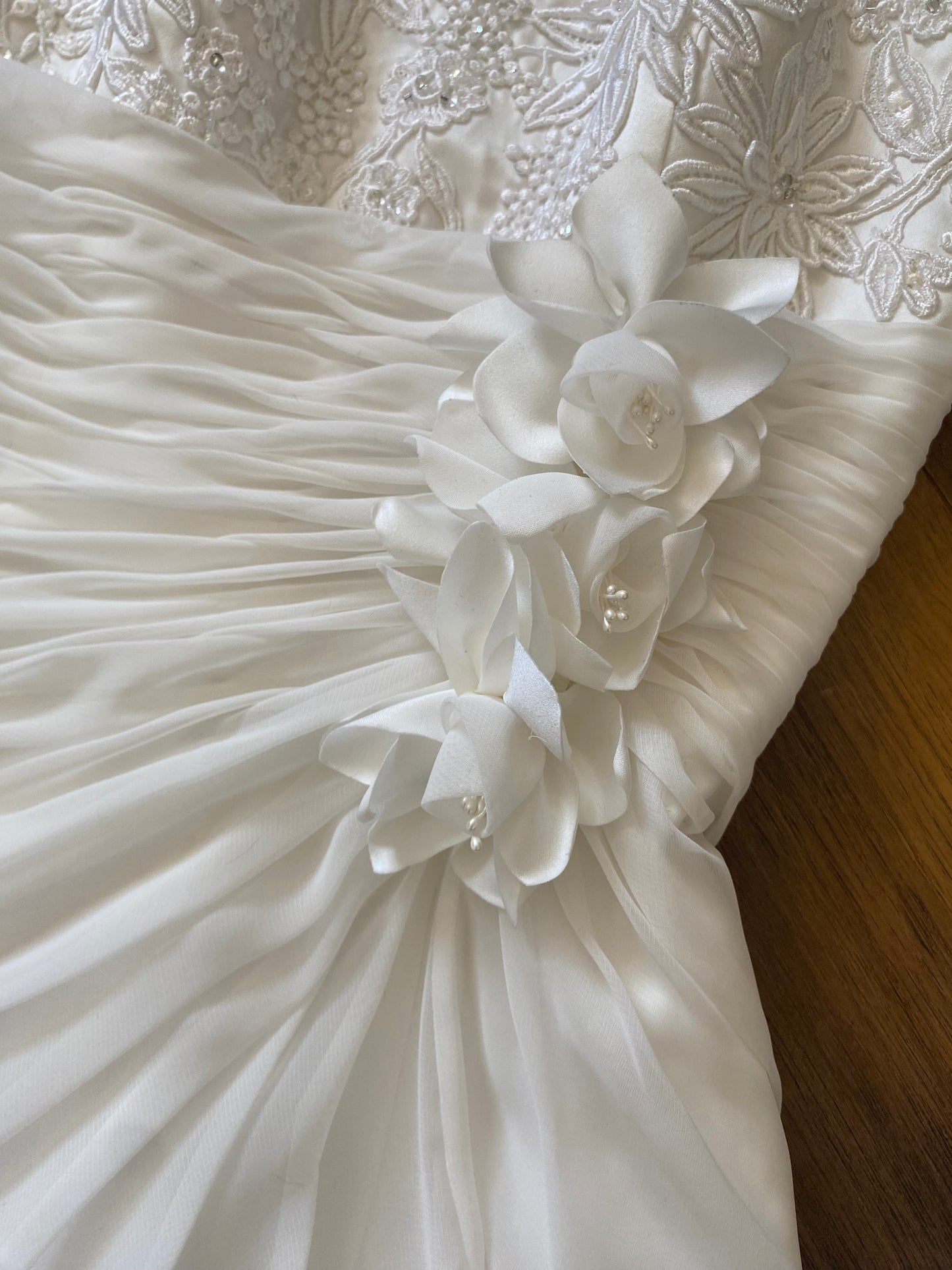 Amanda Wyatt ivory chiffon wedding dress uk 8-10