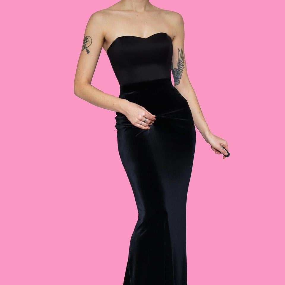 Black Dusk velvet maxi skirt size UK 10