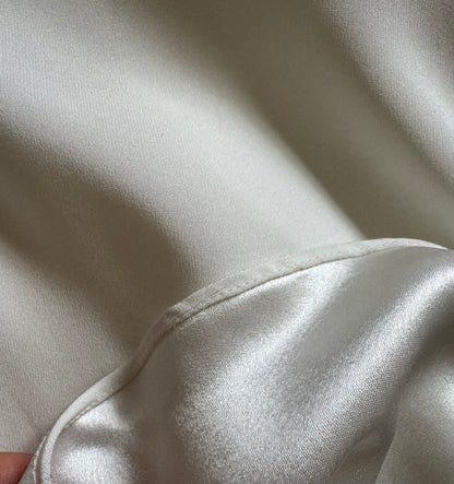 Ivory short sleeve figure hugging wedding dress uk 10