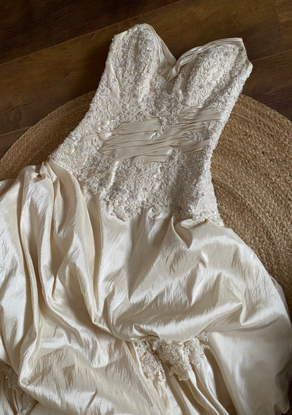 Champagne Maggie Sottero strapless a-line wedding dress uk 10