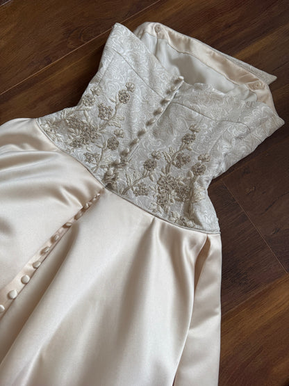 Strapless a-line cream ethereal wedding dress uk 10