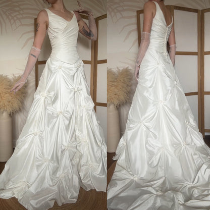 White draped a-line wedding dress uk 10-12
