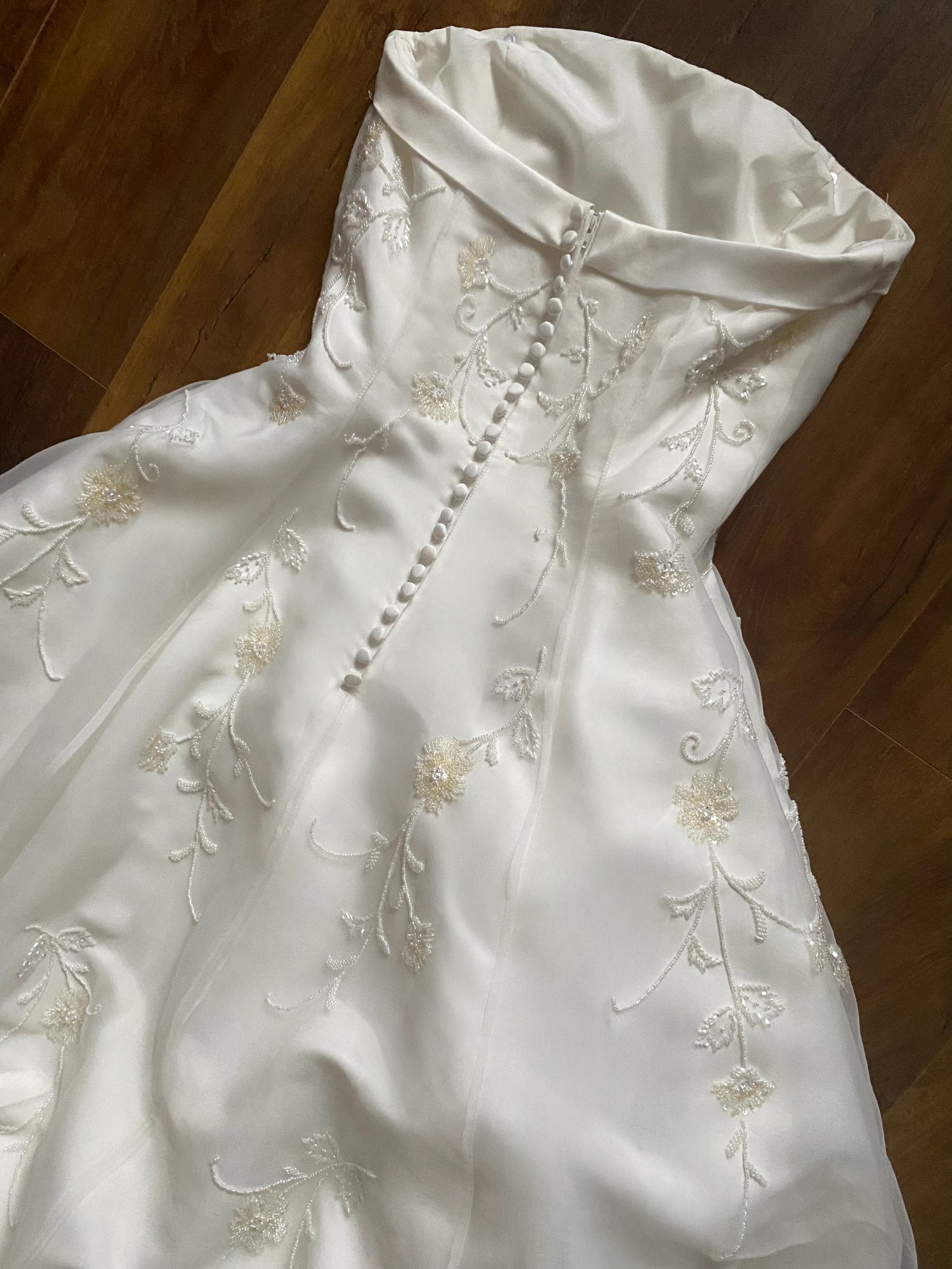 Romantica strapless a-line beaded wedding gown uk 12