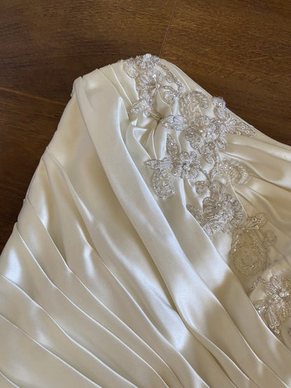 Ivory satin fit & flare wedding dress uk 8-10