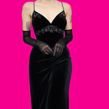 Load image into Gallery viewer, Black Vintage Dave &amp; Johnny 90s Velvet Beaded Gown Prom Dress UK Size 14
