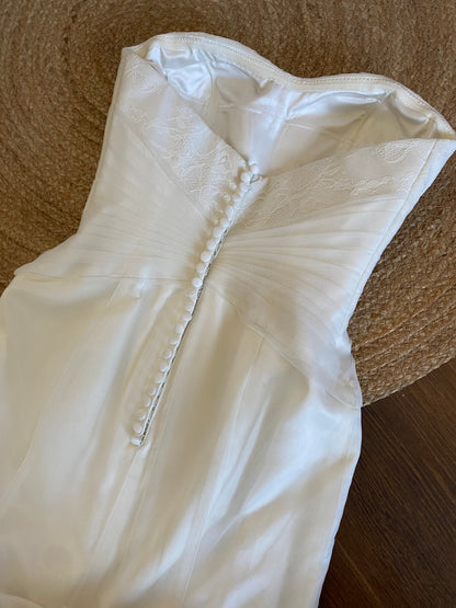 Ivory Benjamin Roberts lace strapless wedding gown uk 10
