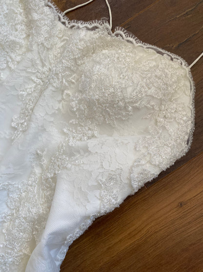 Benjamin Roberts ivory lace wedding dress uk 14