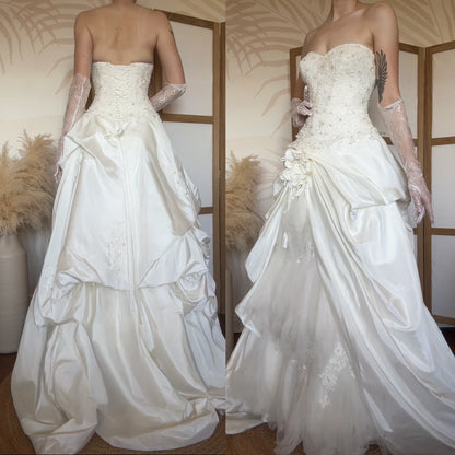 Warm ivory strapless a-line wedding dress uk 12