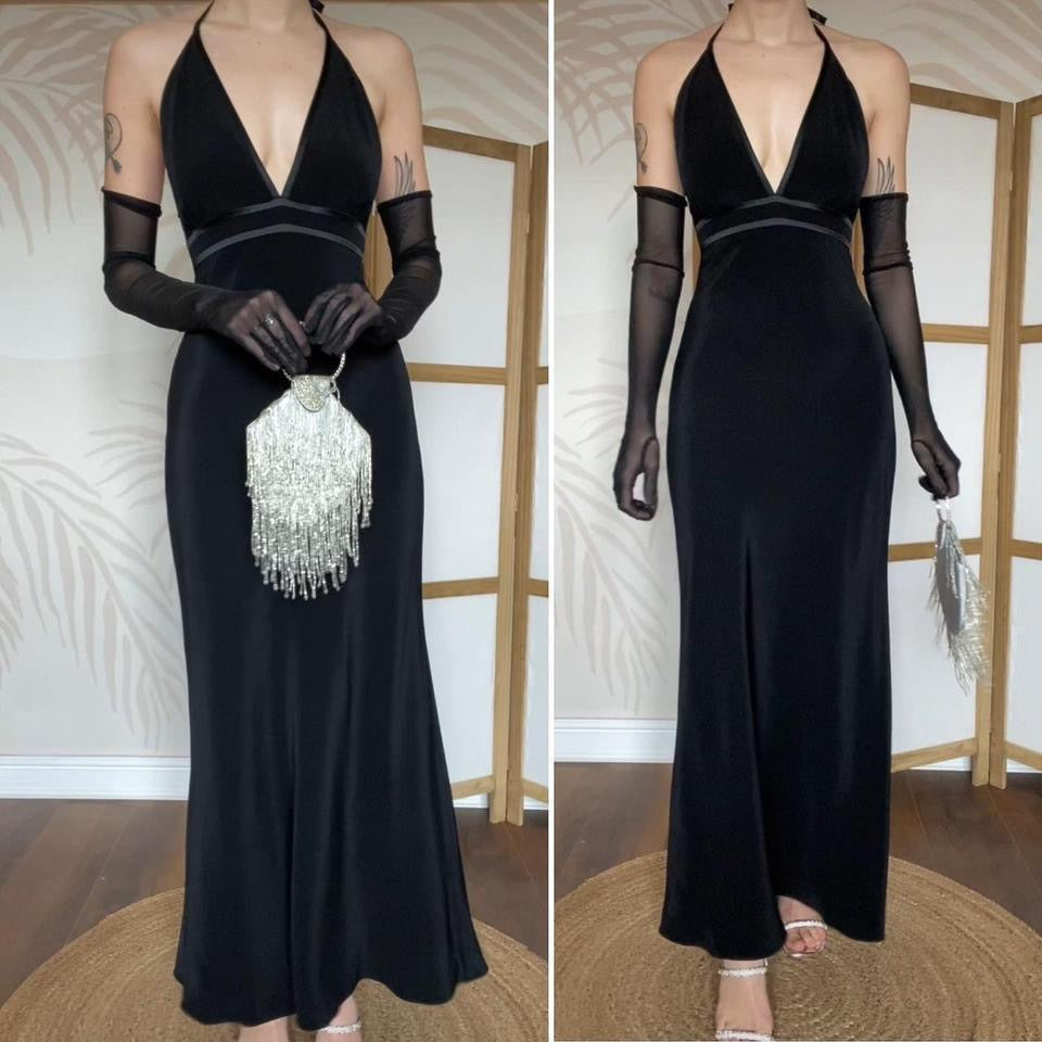 Chic black halter-neck evening dress uk 12