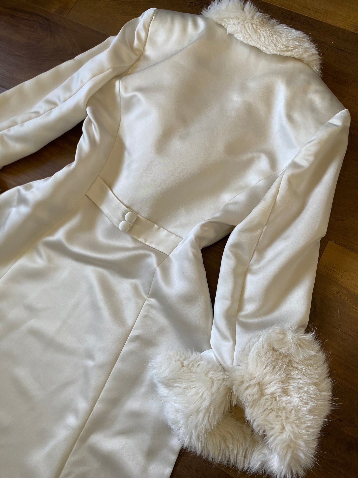 Ellis ivory 2-piece wedding dress & coat set uk 12