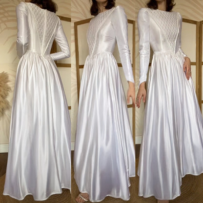 White satin long sleeve vintage wedding dress uk 8
