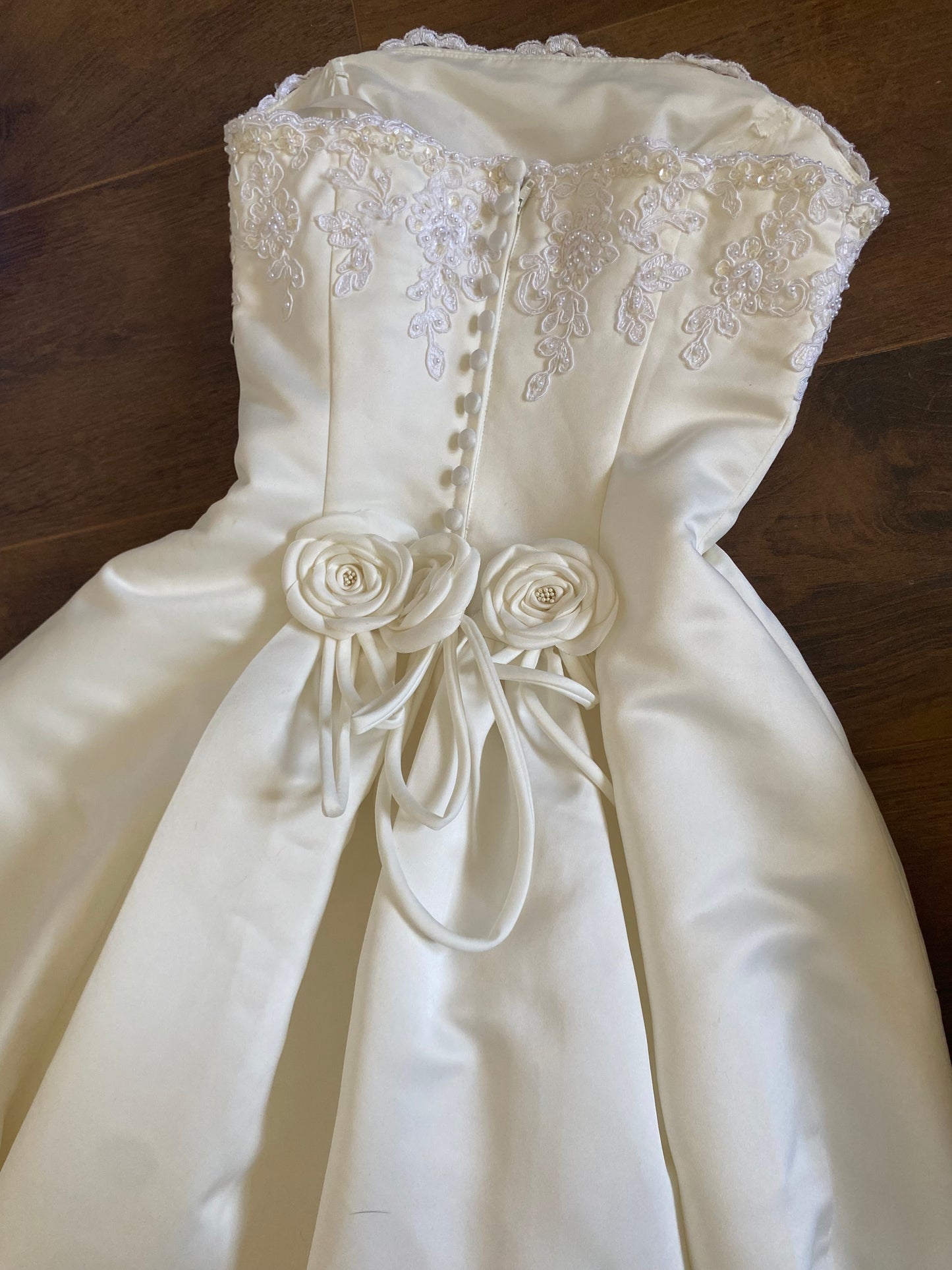 Sincerity Bridal ivory a-line wedding dress uk 6-8