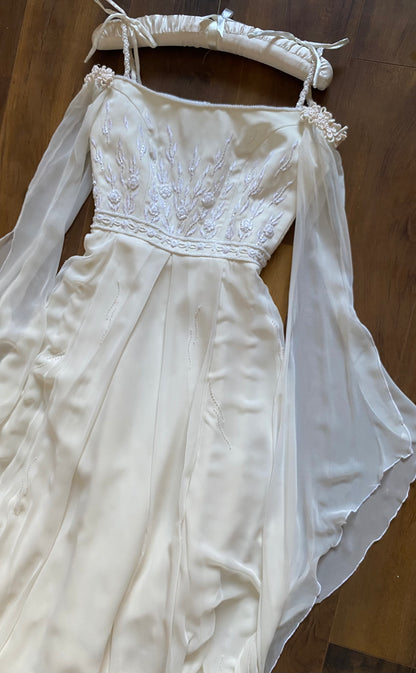 Ivory ethereal long sleeve wedding dress uk 10
