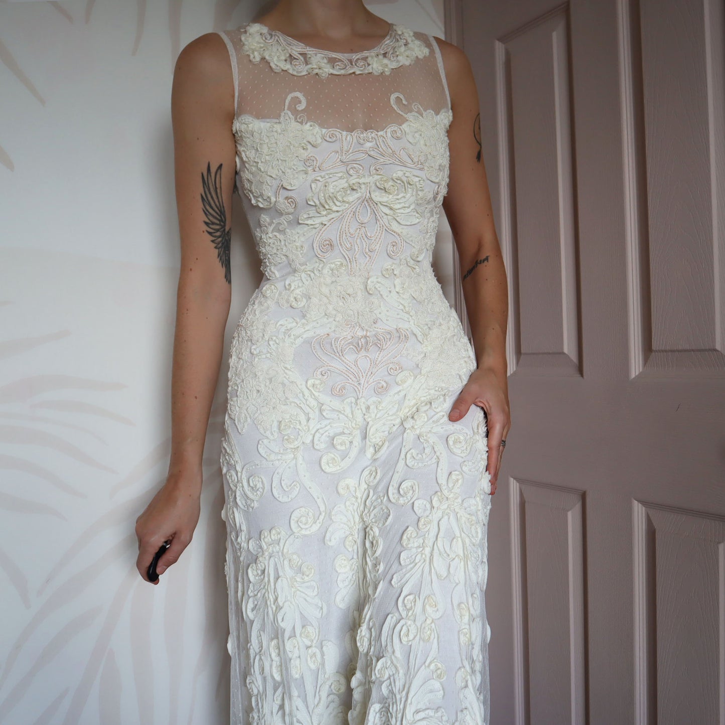 Off white lace stretch wedding dress UK 10