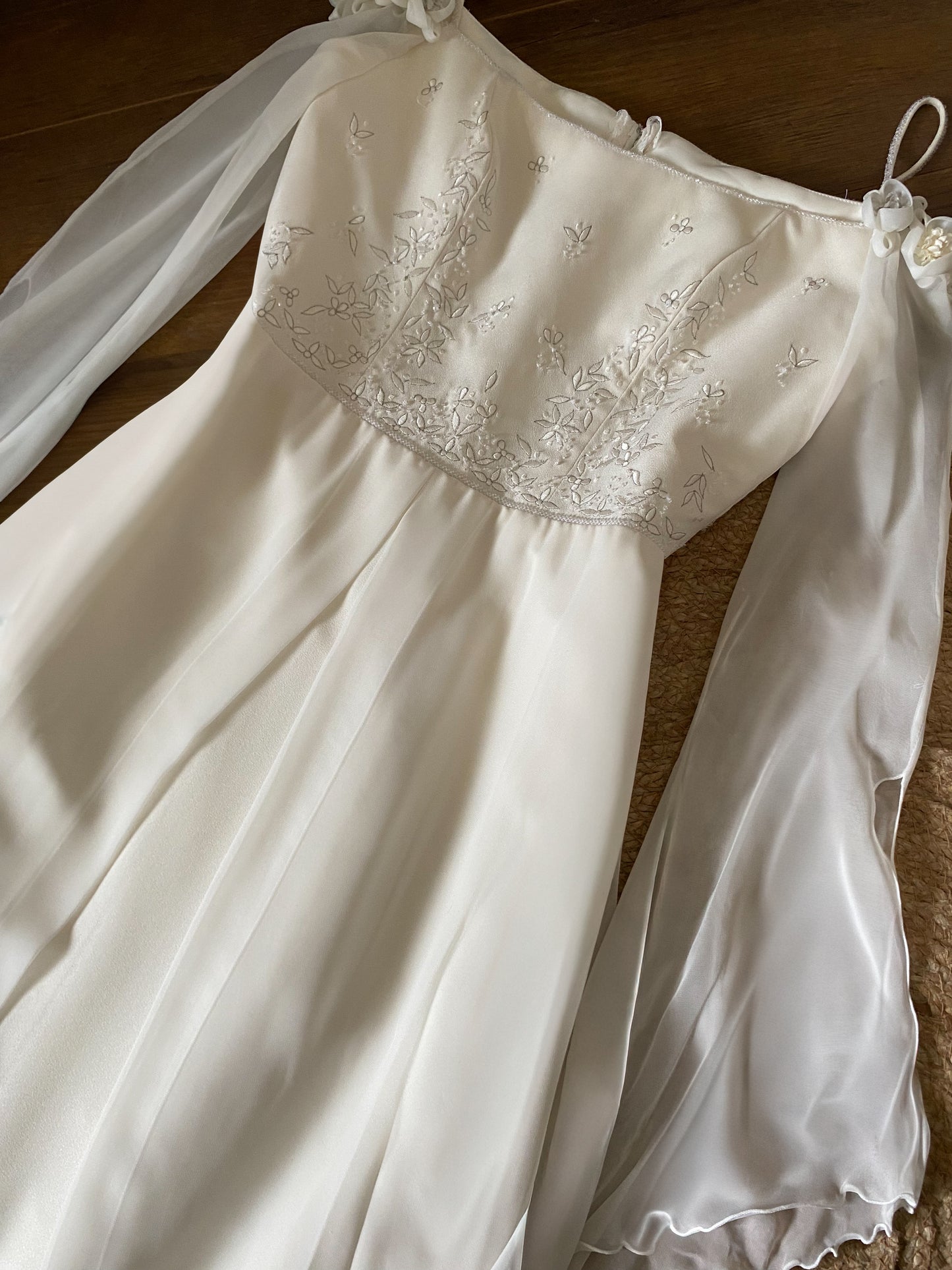 Ivory Benjamin Roberts ethereal wedding dress uk 12