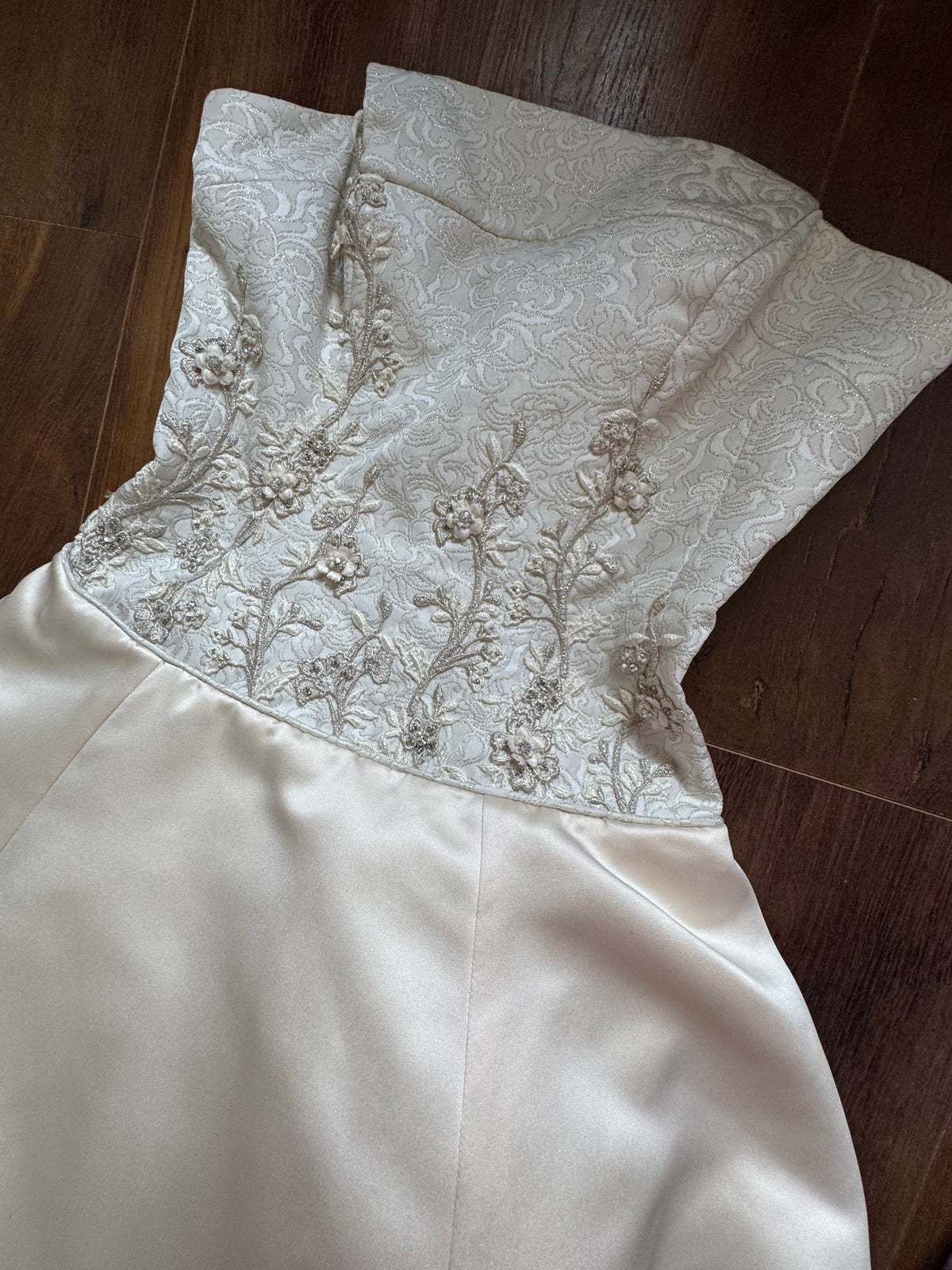 Strapless a-line cream ethereal wedding dress uk 10