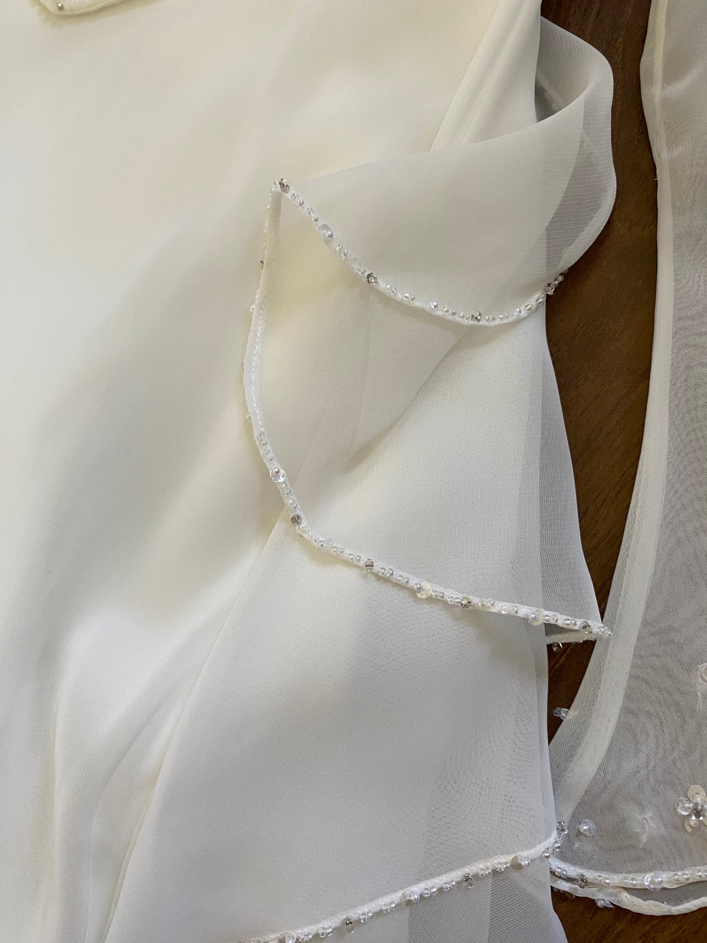 Ivory chiffon long sleeve wedding dress uk 10