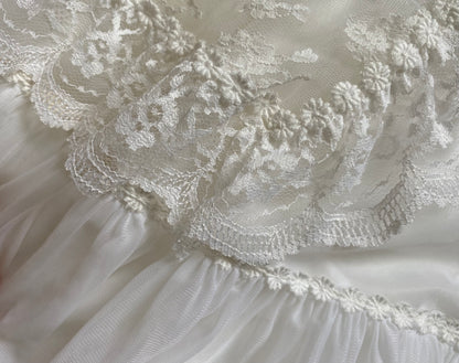 White lace long sleeve wedding dress UK 8