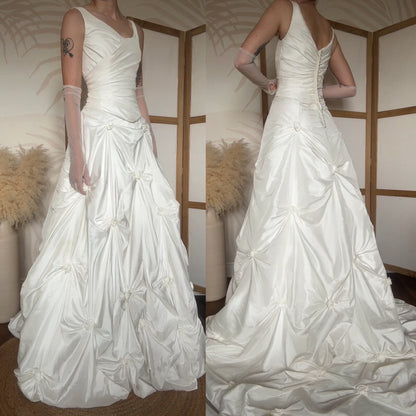White draped a-line wedding dress uk 10-12