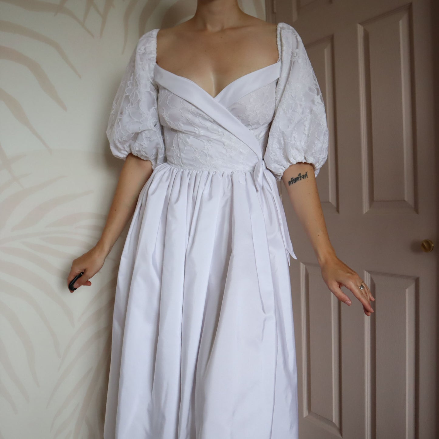 White puff sleeve wrap midi wedding dress UK 8-10