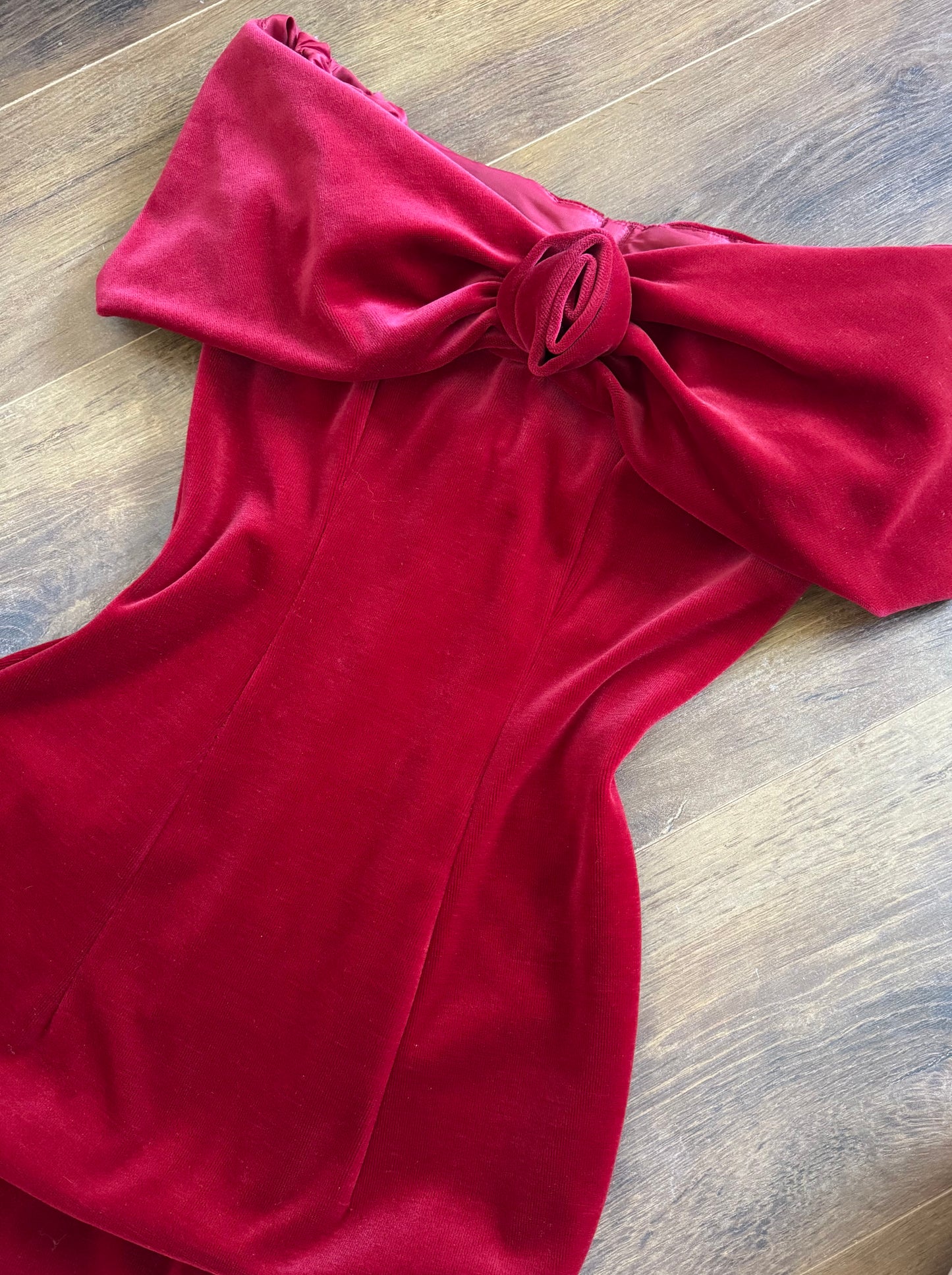 Red velvet petite off shoulder evening dress uk 8