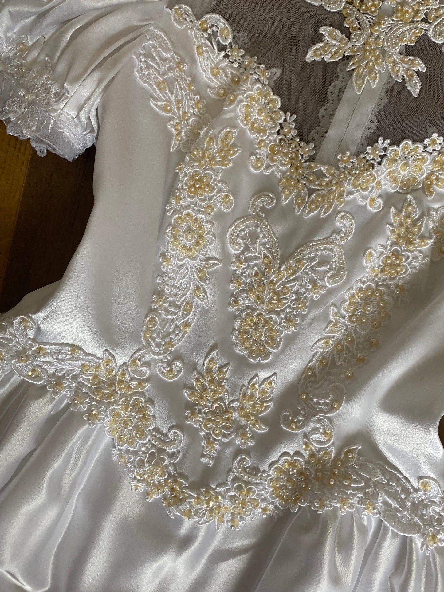 White 80s satin wedding dress uk 10-12