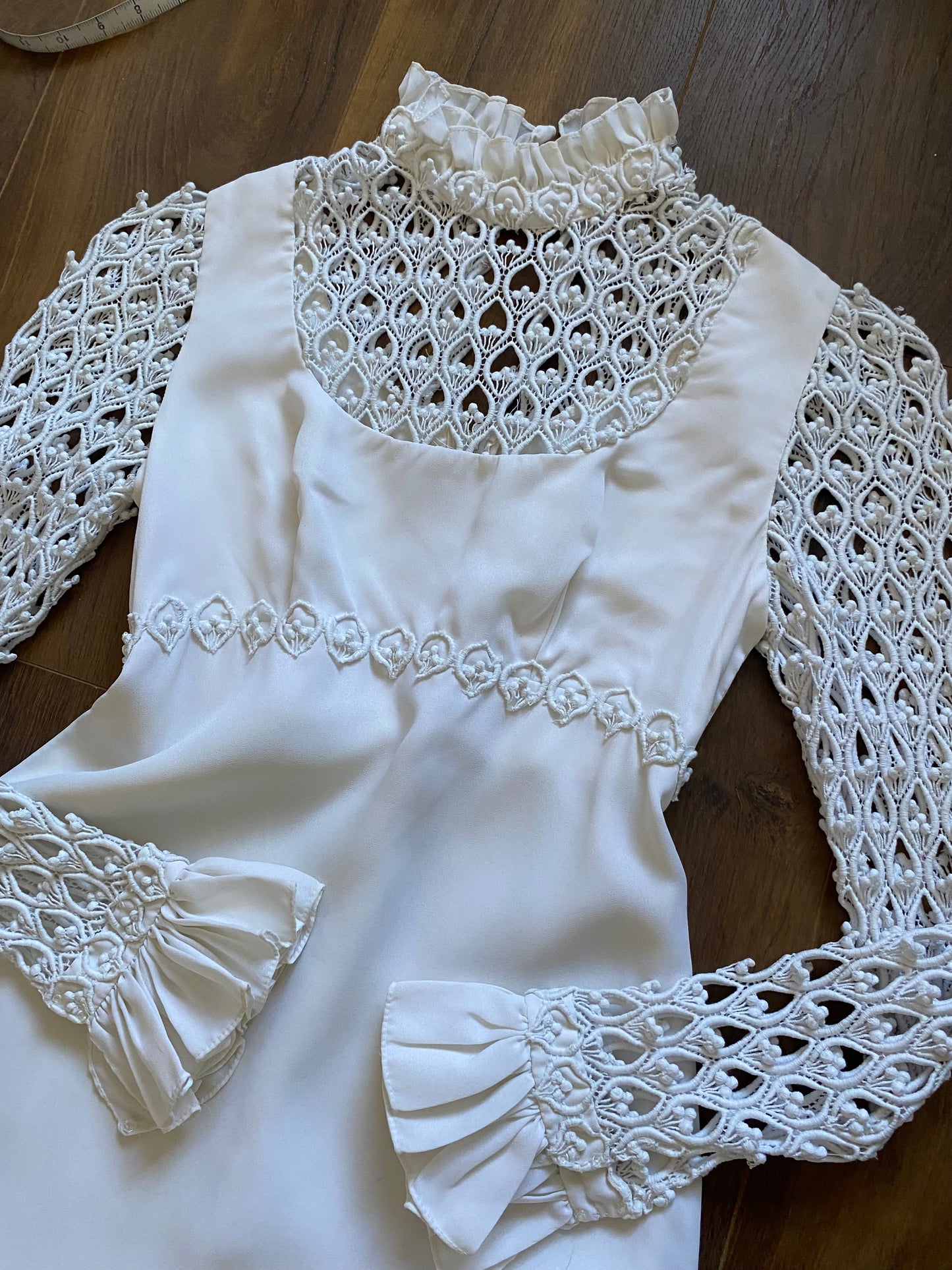 70s long sleeve crochet wedding dress UK 10
