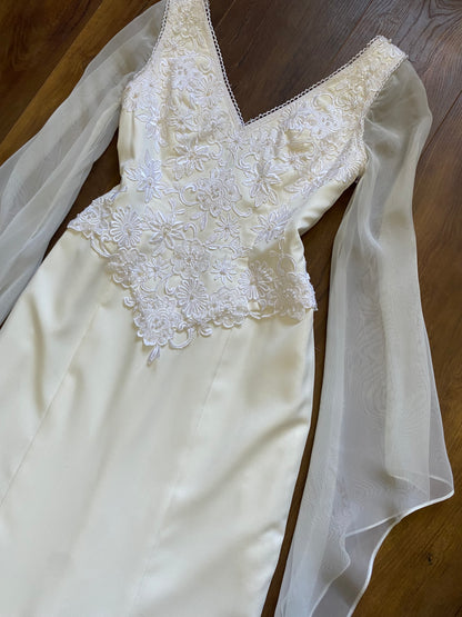 Ivory ethereal long sleeve lace wedding dress uk 10