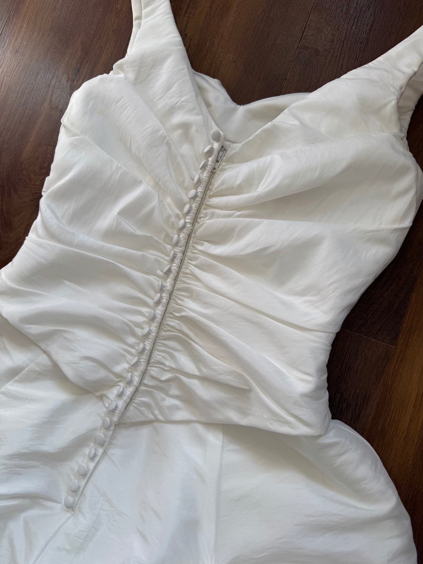 White draped a-line wedding dress uk 10-12