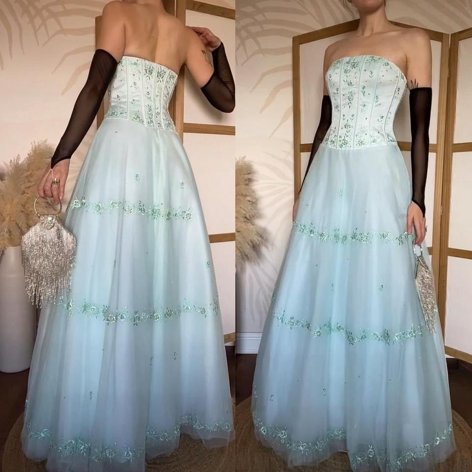 Light blue strapless fit & flare prom dress uk 8-10
