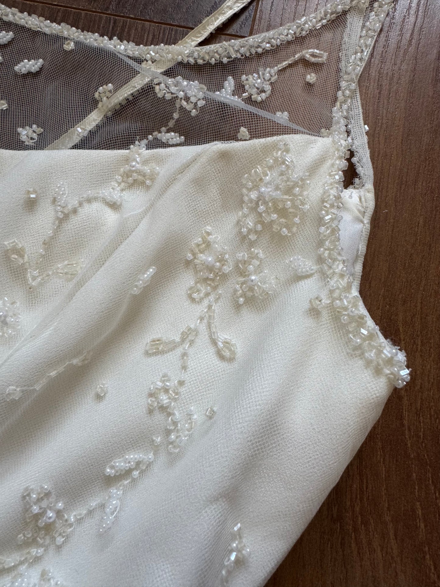 Ivory beaded wedding dress uk 10-12