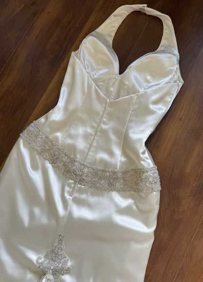 Ivory satin halter-neck wedding dress uk 10-12