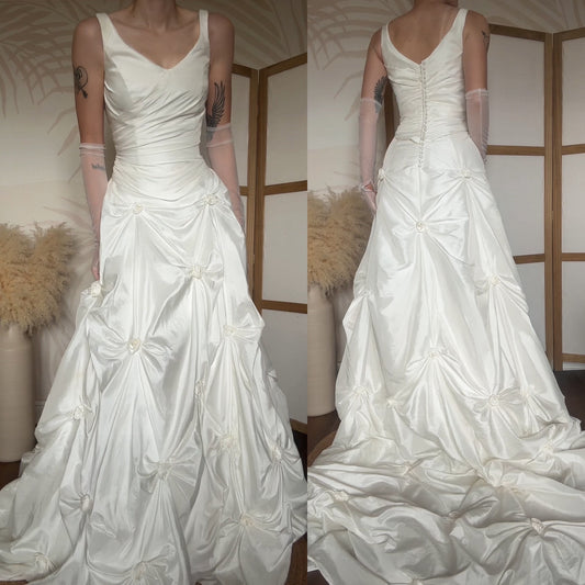 White draped a-line wedding dress uk 10-12