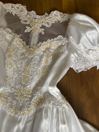 White 80s satin wedding dress uk 10-12