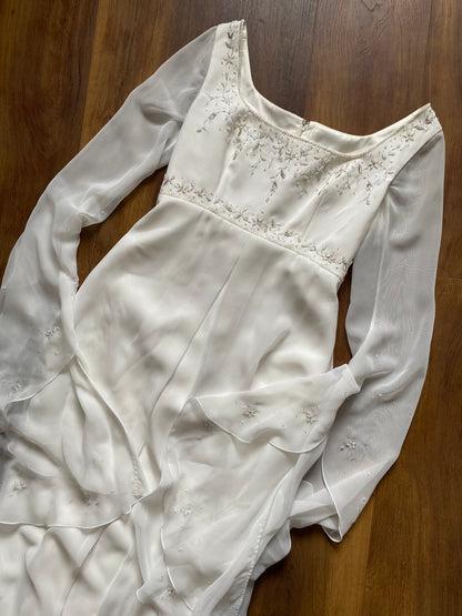 White long sleeve ethereal wedding dress UK 12