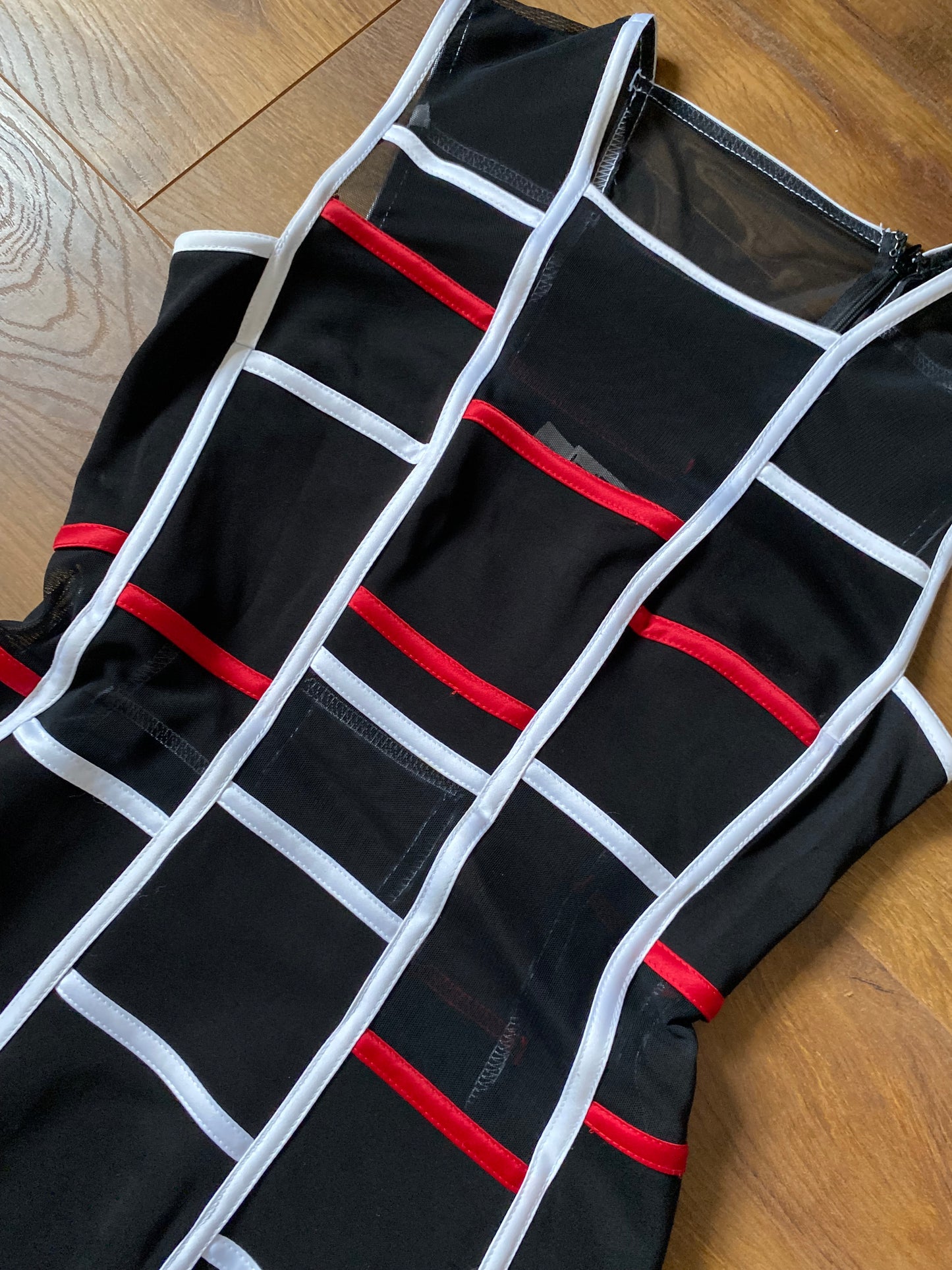 Tadashi black/white & red sheer panel dress UK 12