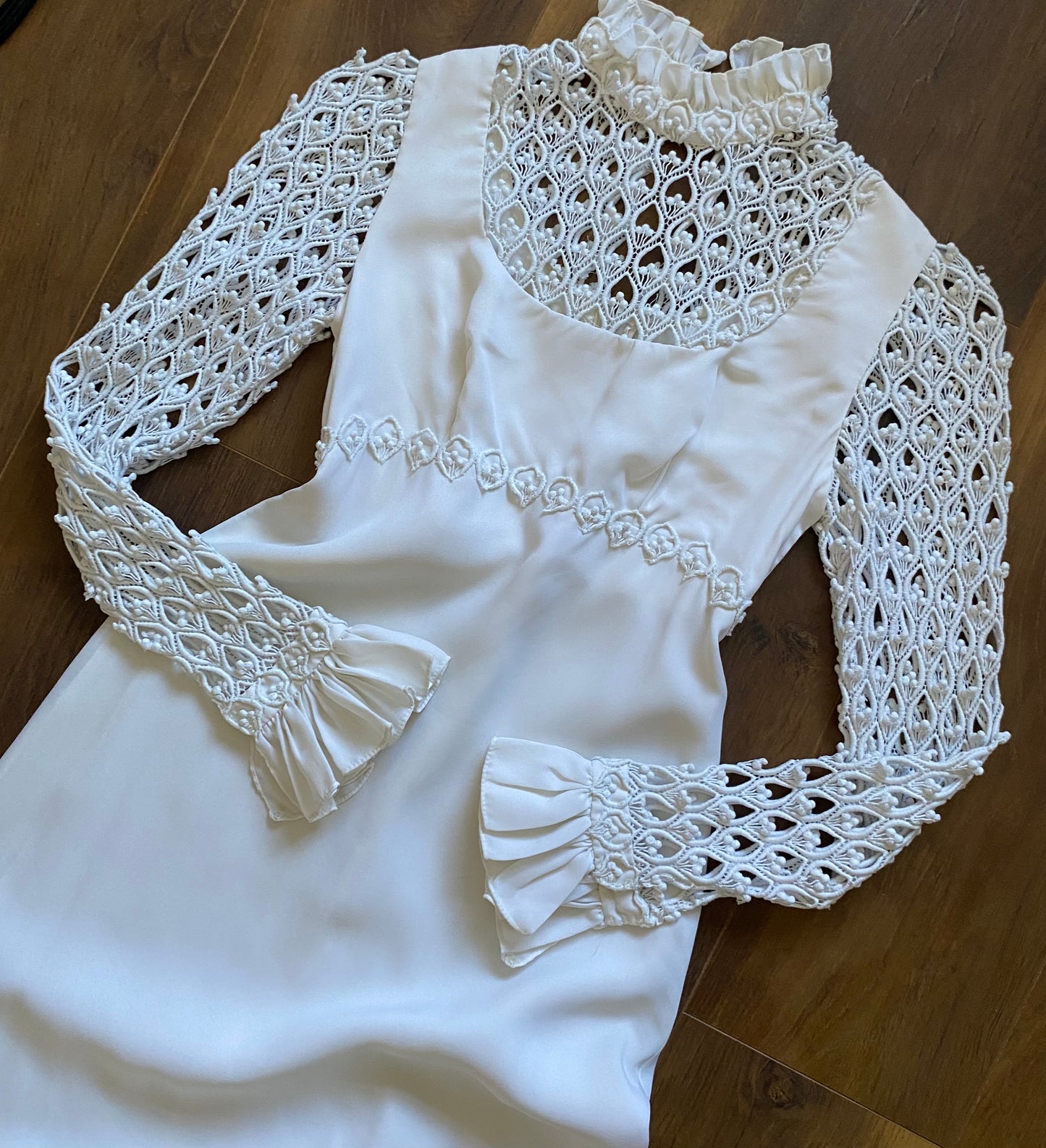 70s long sleeve crochet wedding dress UK 10