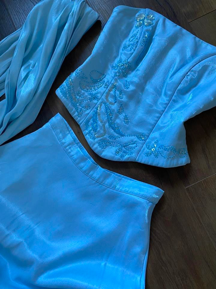 Ice blue Dynasty 3-piece prom set uk 8