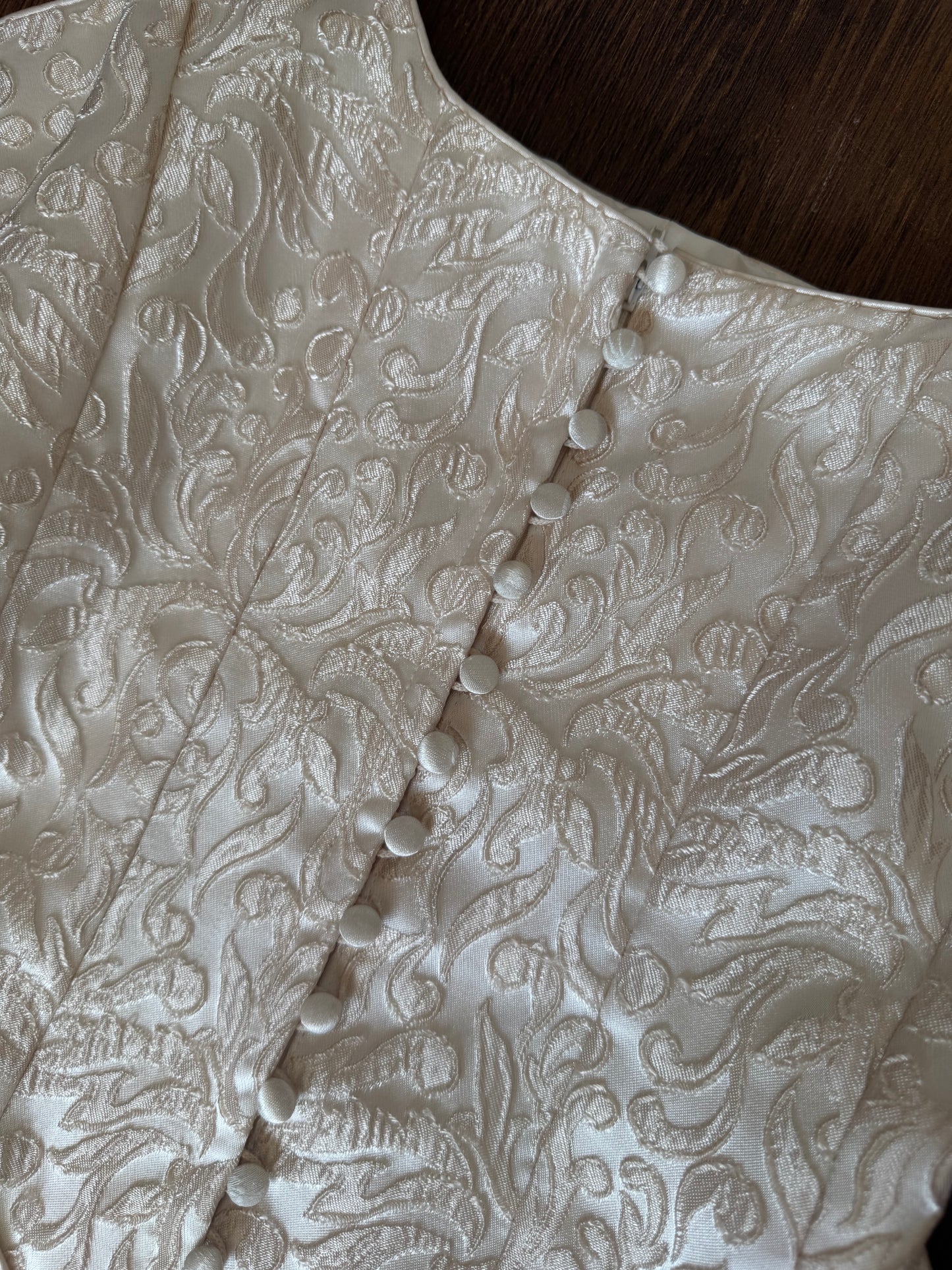 Ivory floaty vintage wedding dress and shawl uk 10