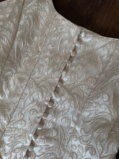 Ivory floaty vintage wedding dress and shawl uk 10