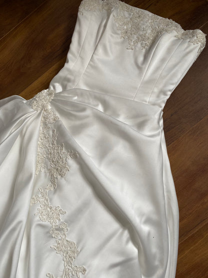 Maggie Sottero Couture white strapless wedding dress uk 8-10