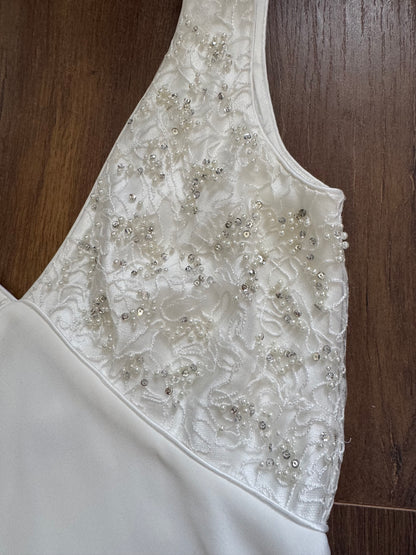 Ivory lace bust wedding dress uk 8