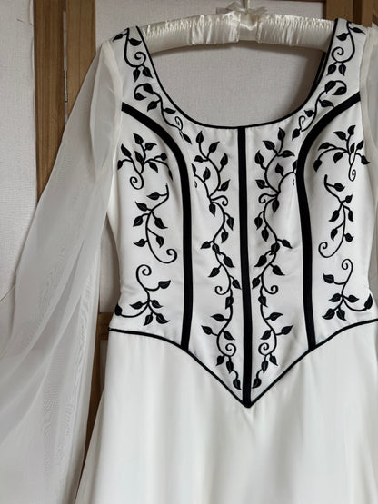 Sincerity ivory long sleeve wedding dress uk 12